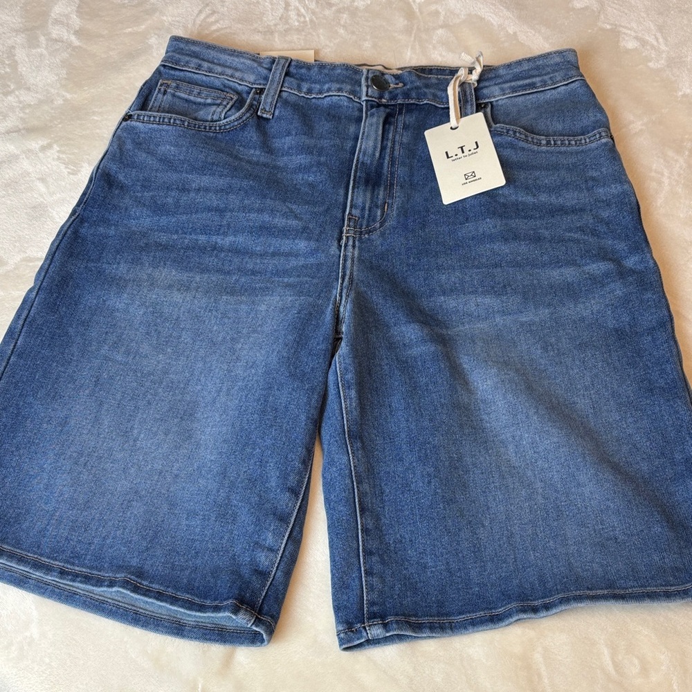 NWT Women's High Waist Denim Shorts by L.T.J. Los Angeles - Size Small